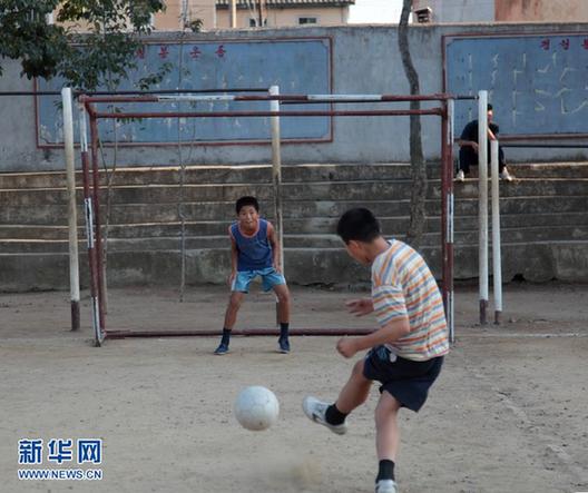 朝鲜中学生校园生活揭秘