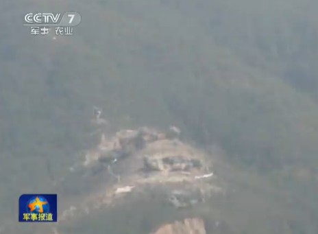 实拍南京军区炮兵跨省演练