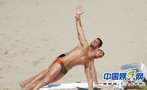 揭基情年代公开出柜20大男星 兰伯特曾与张玮同台飙歌