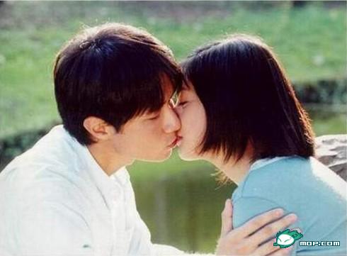 重温明星香艳吻戏 hold不住