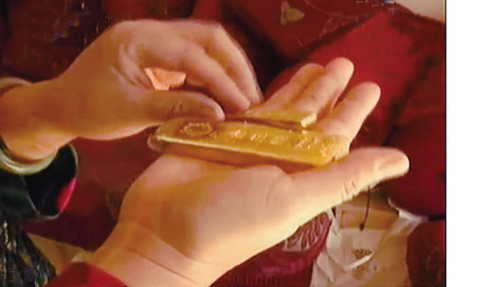 高女士丢失的两根金条
