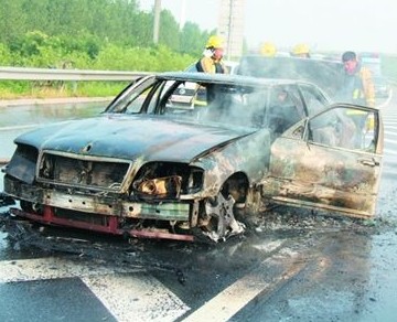 奔驰一个月被投诉10起 在华销量不敌宝马奥迪