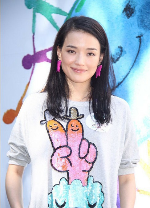 乐基儿舒淇衣品大PK 女神完胜