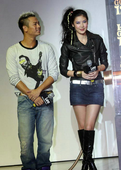 乐基儿舒淇衣品大PK 女神完胜