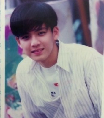 娱乐圈红星出道照盘点:范冰冰清纯远胜刘亦菲