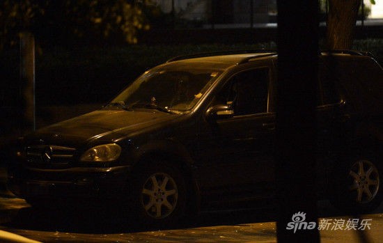 莫少聪与洪欣分手后再婚生女 父女亲情照曝光(