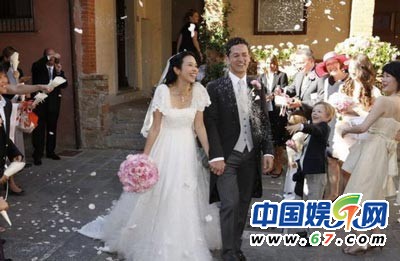 女星外籍老公财富比拼