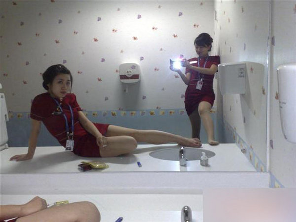 空姐高薪背后的生活