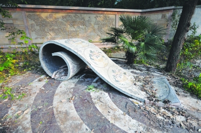 南京惊现千万元狗墓