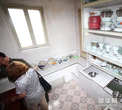 朝鲜合作农场居民生活揭秘:电视电脑不缺