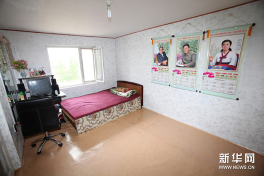 朝鲜合作农场居民生活揭秘:电视电脑不缺