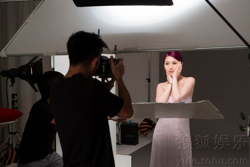 杨千嬅产后复出