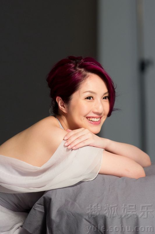 杨千嬅产后复出