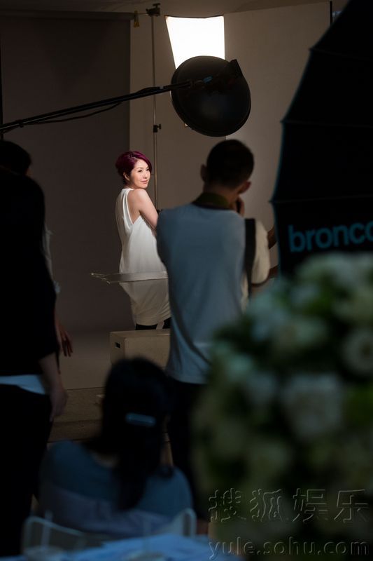 杨千嬅产后复出