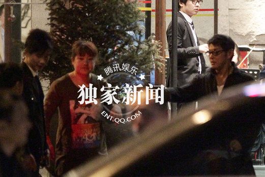 莫少聪携小其20岁嫩妻就餐 可爱女儿首曝光