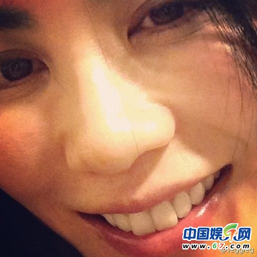 王菲晒秋季美照 网友调侃那么美怎么办