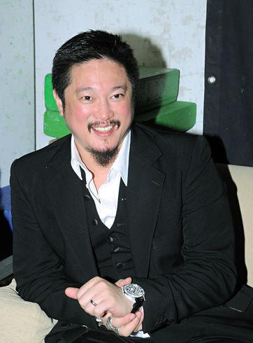 吴建豪与富二代女友传婚讯 揭男星与豪门女隐秘情史