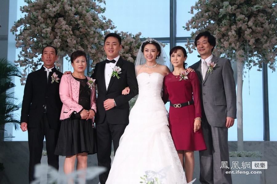 濮存昕25岁女儿濮方北京大婚 未进娱乐圈自己做老总