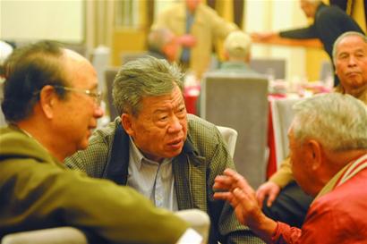 青岛抗美援朝老兵相聚