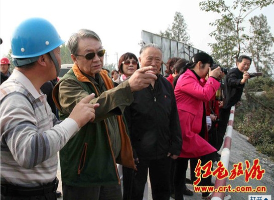 毛泽东侄子李实露面