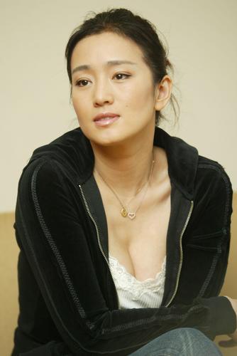 女星背后的“床史” 成名代价啊