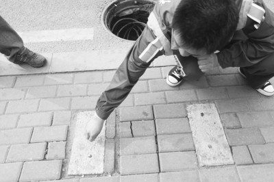 大连垃圾箱丢失现象严重 市民搬回家腌酸菜