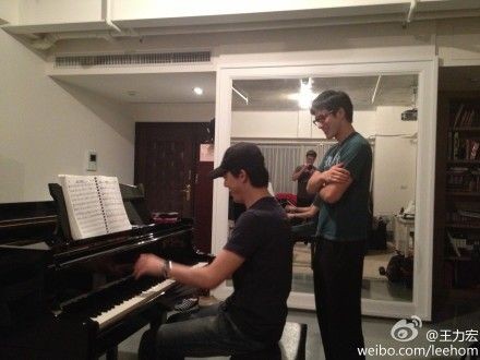 王力宏豪车接林筱筠回家过夜 甜蜜共处12小时