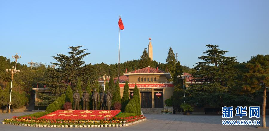 (走基层·迎接十八大)(4)西柏坡:纪念馆讲解员夫妻的幸福生活 (走基层·迎接十八大)(4)西柏坡:纪念馆讲解员夫妻的幸福生活