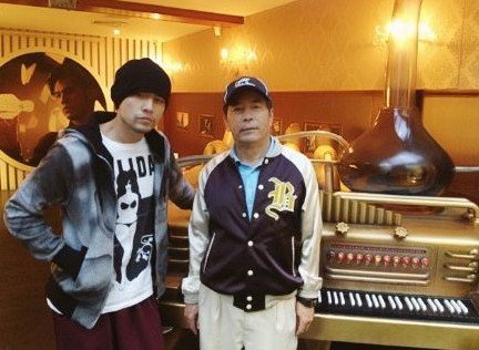 与父母失和的明星 家丑不外扬