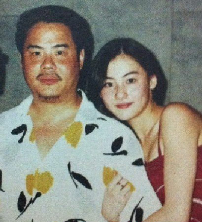 与父母失和的明星 家丑不外扬