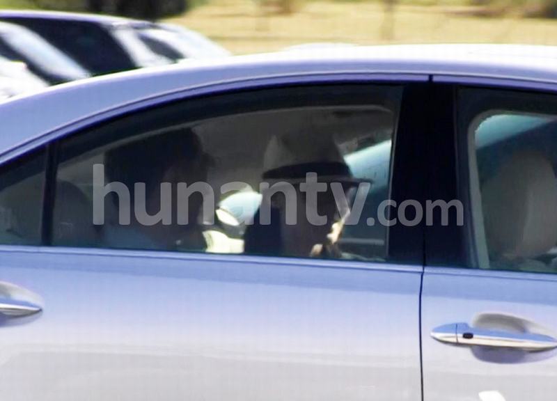 赵子琪一家回京 老公路金波抱爱女青橙曝光