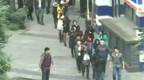 酒托女约见男网友 骗财现场被擒