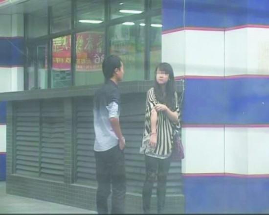 酒托女约见男网友 骗财现场被擒