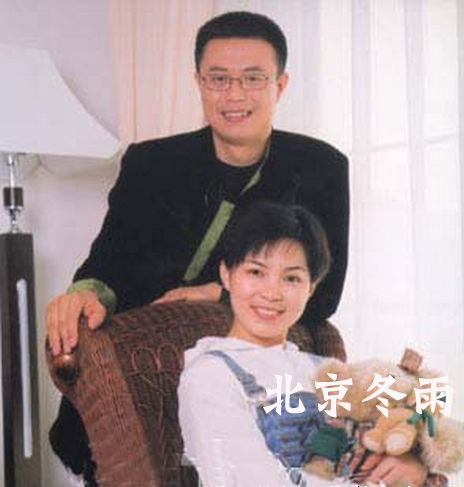 央视名嘴白燕升7岁女儿曝光 妻子瘫痪两年