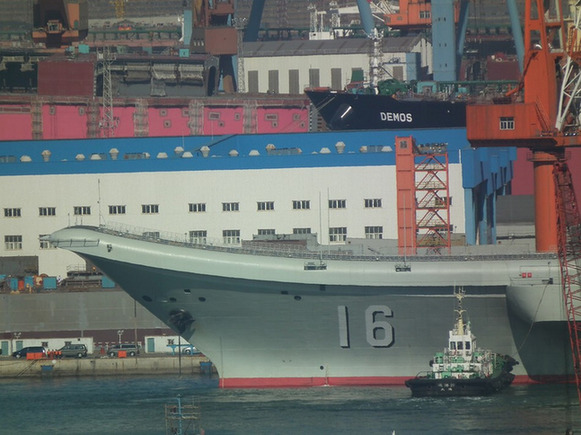 中国海军辽宁号航母结束首次试航返回驻地