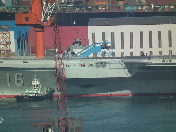 中国海军辽宁号航母结束首次试航返回驻地