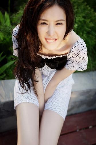 王石与田朴珺同行照曝光 男方离婚或净身出户