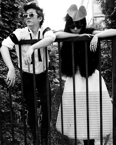 明星另类求婚：谢霆锋荒岛逼婚 彭坦骑白马感动春晓