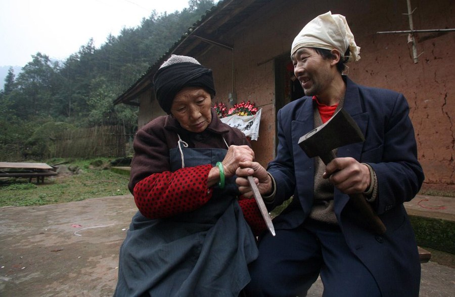 “爱情天梯”主人公徐朝清去世