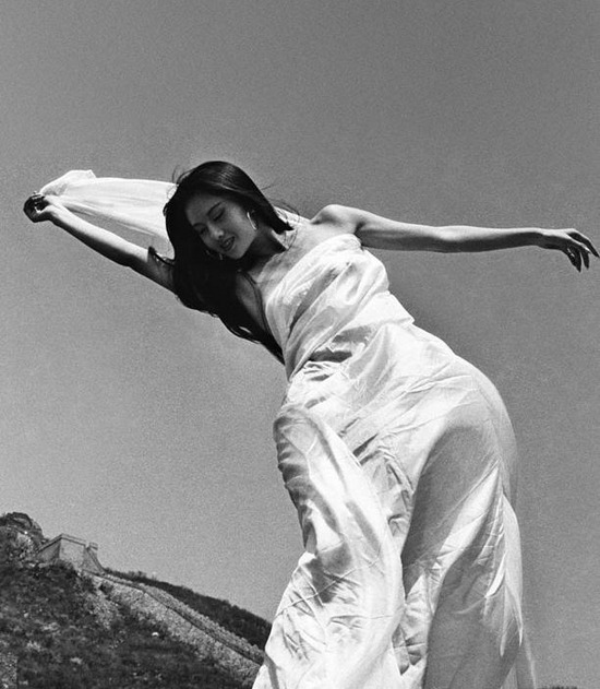 逆天生长的孔雀仙子杨丽萍 岁月太不公平了