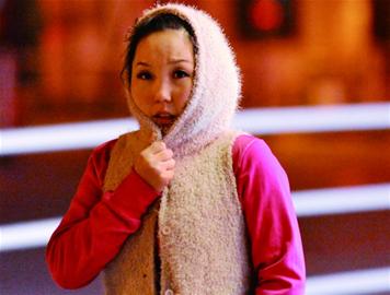 狂风冷雨速降8度 青岛一夜入冬