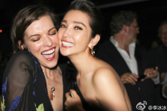 2012年当红明星微博卖萌囧照