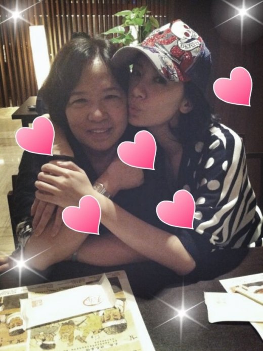 2012年当红明星微博卖萌囧照