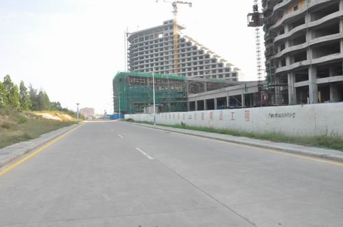 高校处长送女子途中将其强奸 拒赔青春损失费 高校处长送女子途中将其强奸 拒赔青春损失费