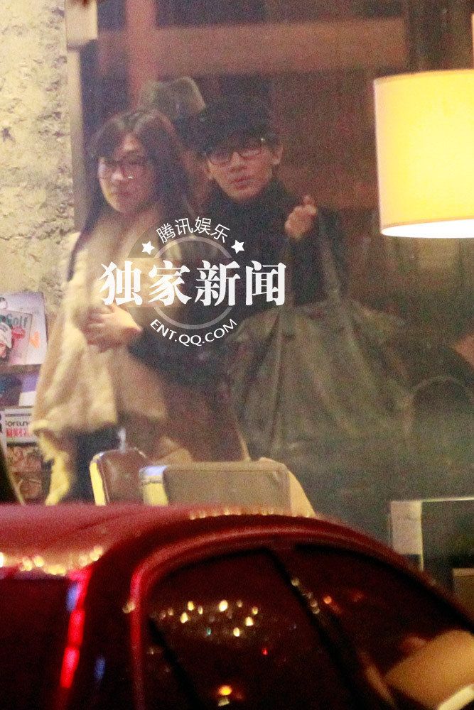 刘谦与小十岁富家千金恋情曝光 深夜同回公寓