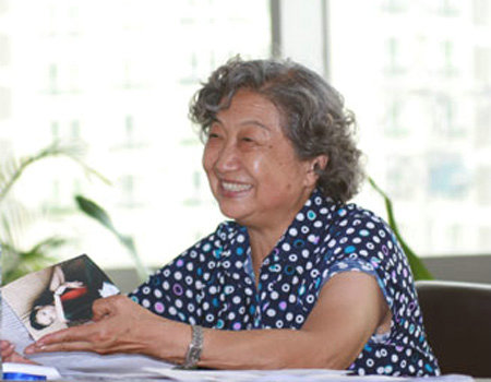 揭秘中戏校花女星富商情缘