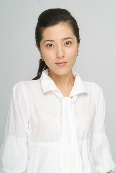 揭秘中戏校花女星富商情缘