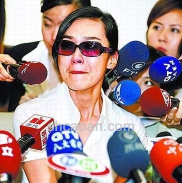 残忍的明星家暴 太惨了！