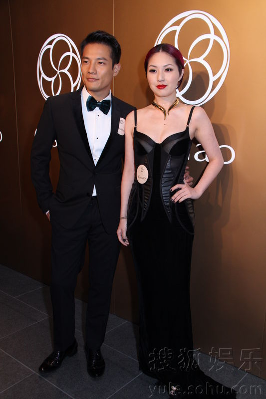 杨千嬅携丁子高同亮相