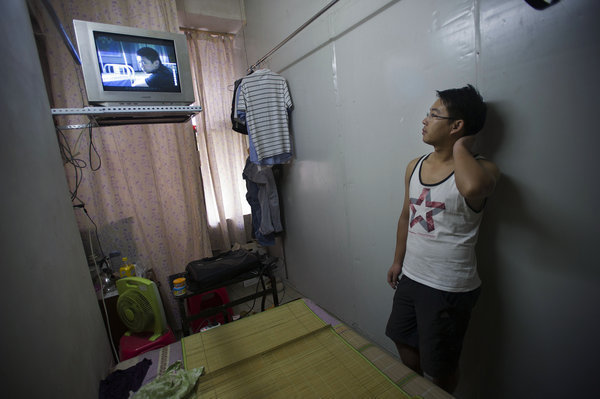 胶囊公寓里的青春